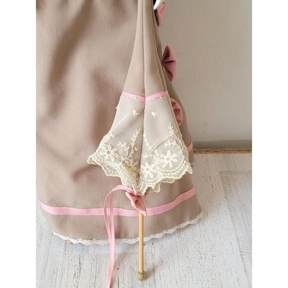 Franklin heirloom day at the race Gabriella porcelain doll collectible - Picture 8 of 16